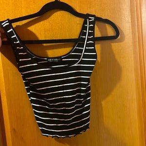 Medium black & white crop top tank top